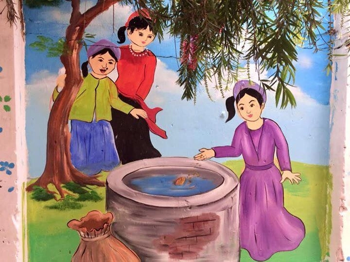 Treo tranh mang chủ đề truyện cổ tích, giáo dục trong phòng ngủ của trẻ