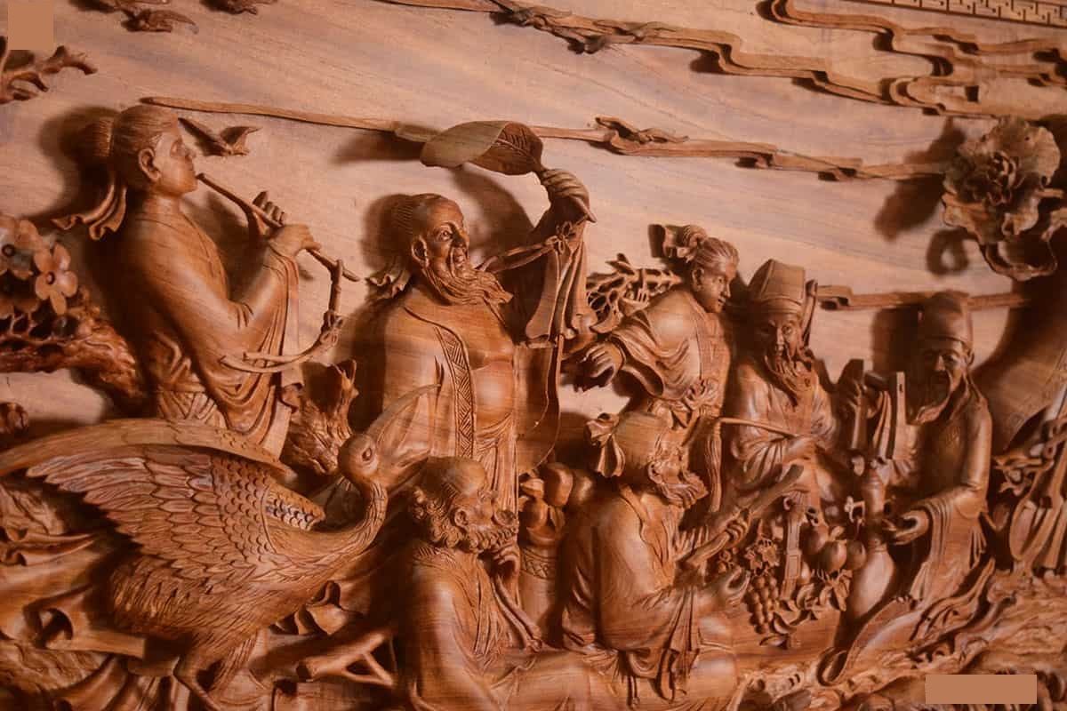 Tranh gỗ khắc tay luôn sinh động và sắc nét